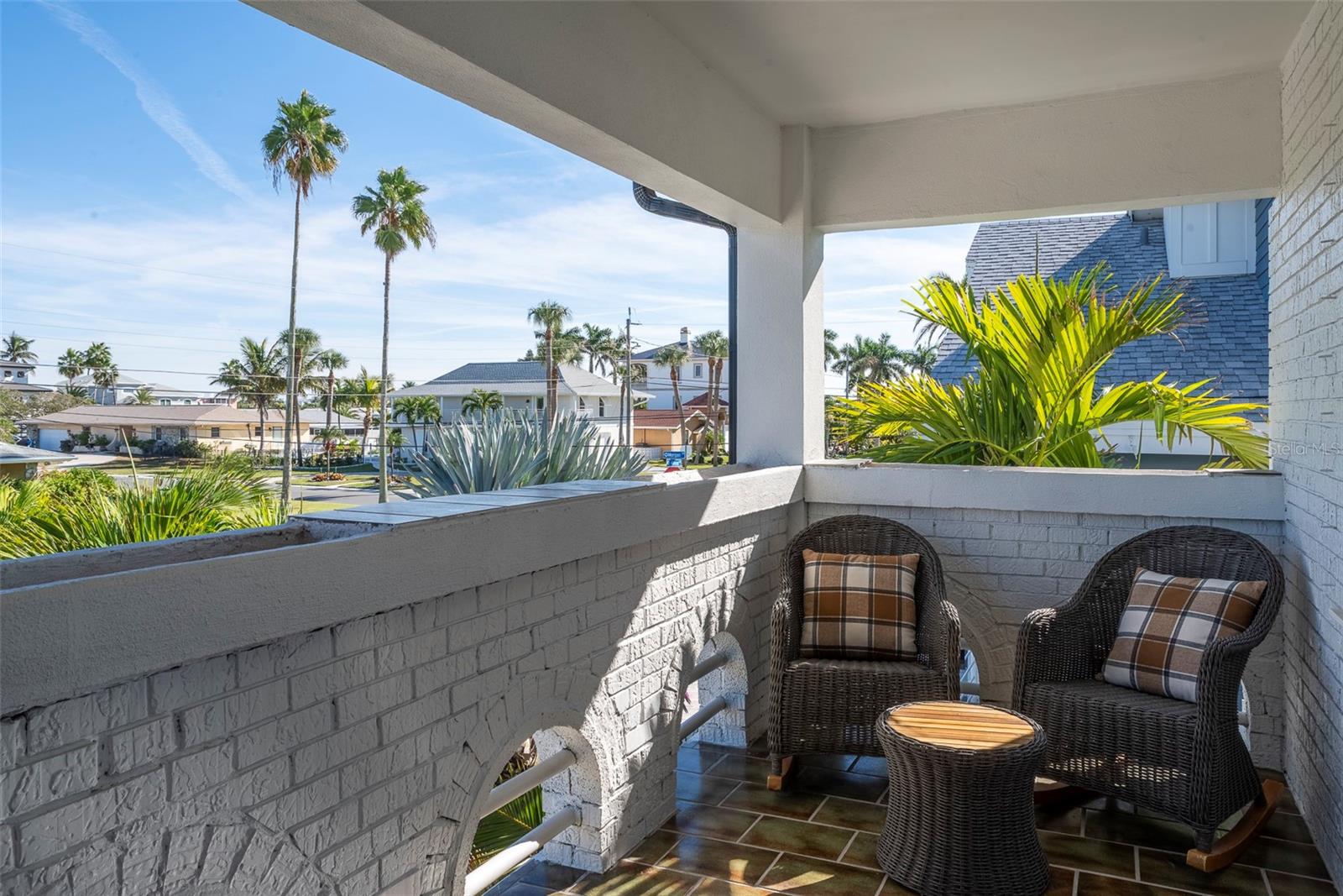 Image 19 of 56 For 2710 Hibiscus Drive W