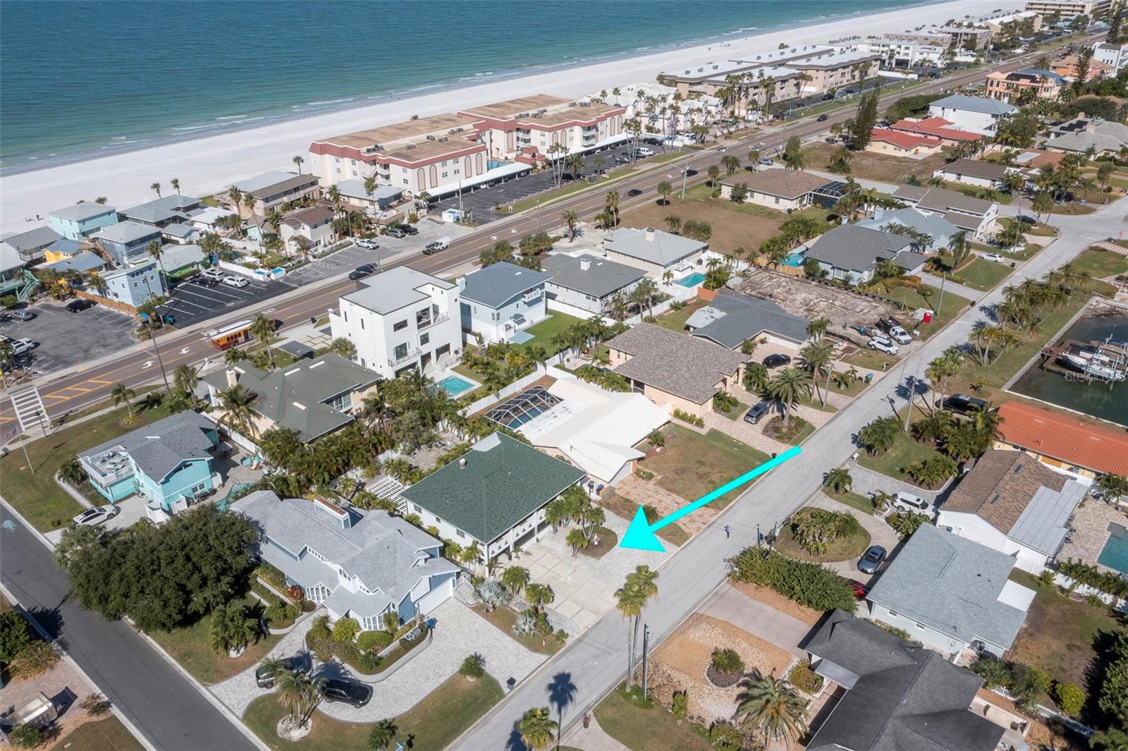 Image 51 of 56 For 2710 Hibiscus Drive W