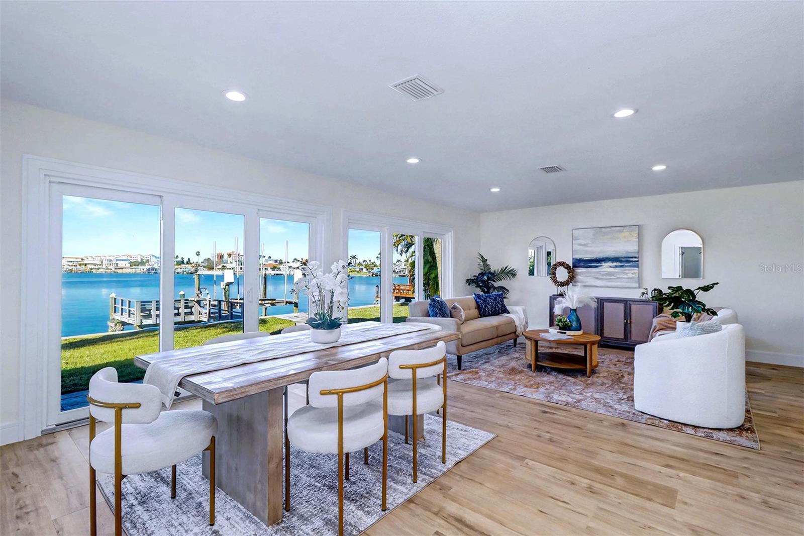 Image 13 of 49 For 17362 Kennedy Drive