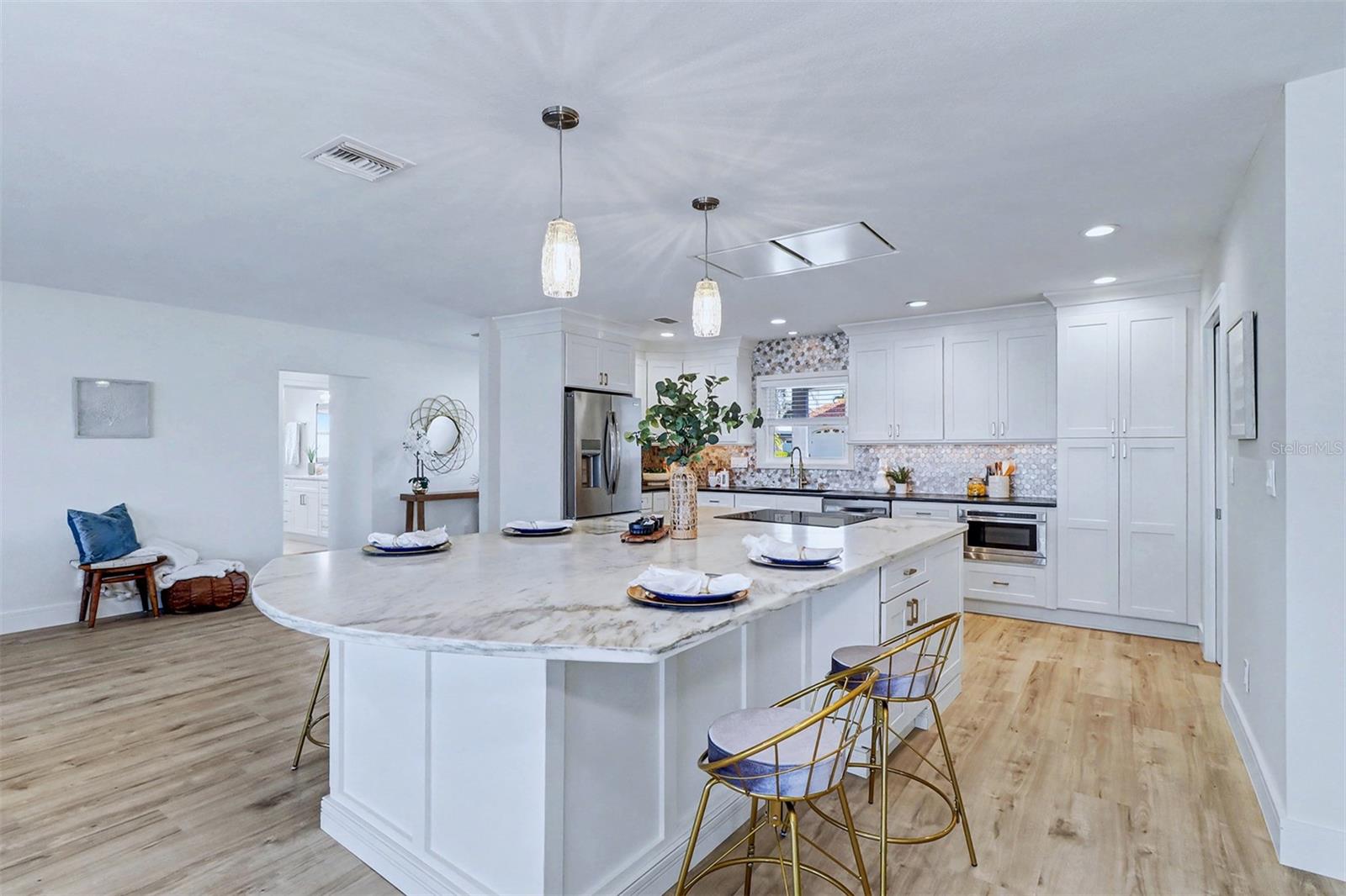 Image 15 of 49 For 17362 Kennedy Drive