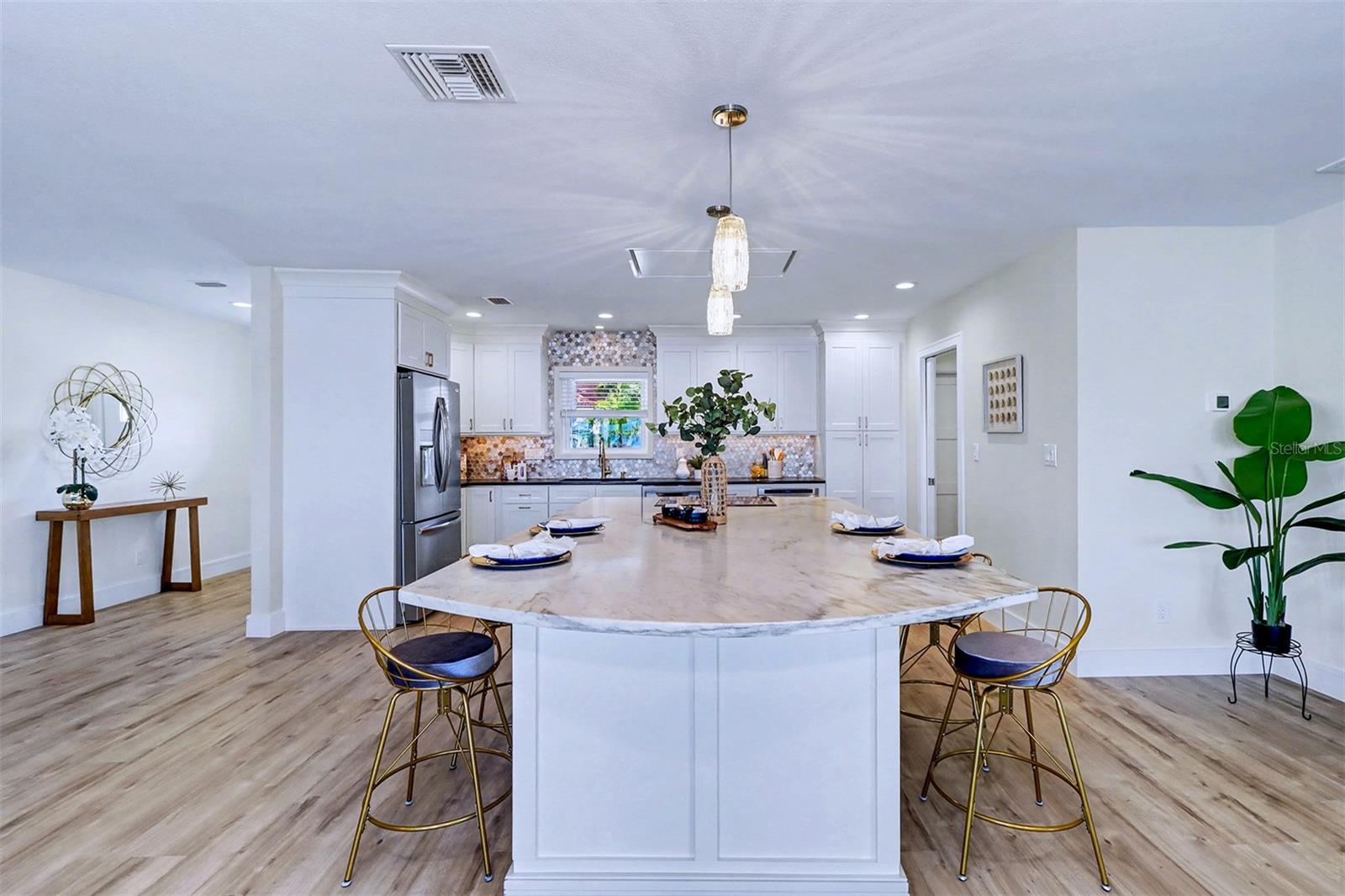 Image 16 of 49 For 17362 Kennedy Drive