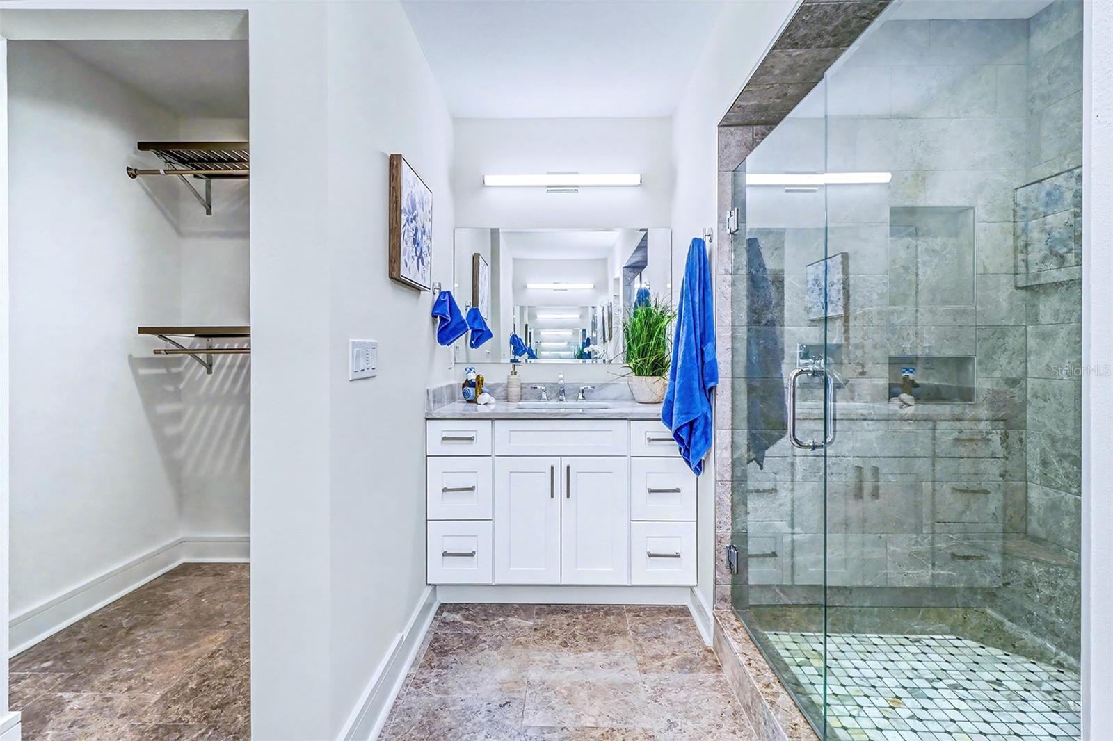 Image 27 of 49 For 17362 Kennedy Drive