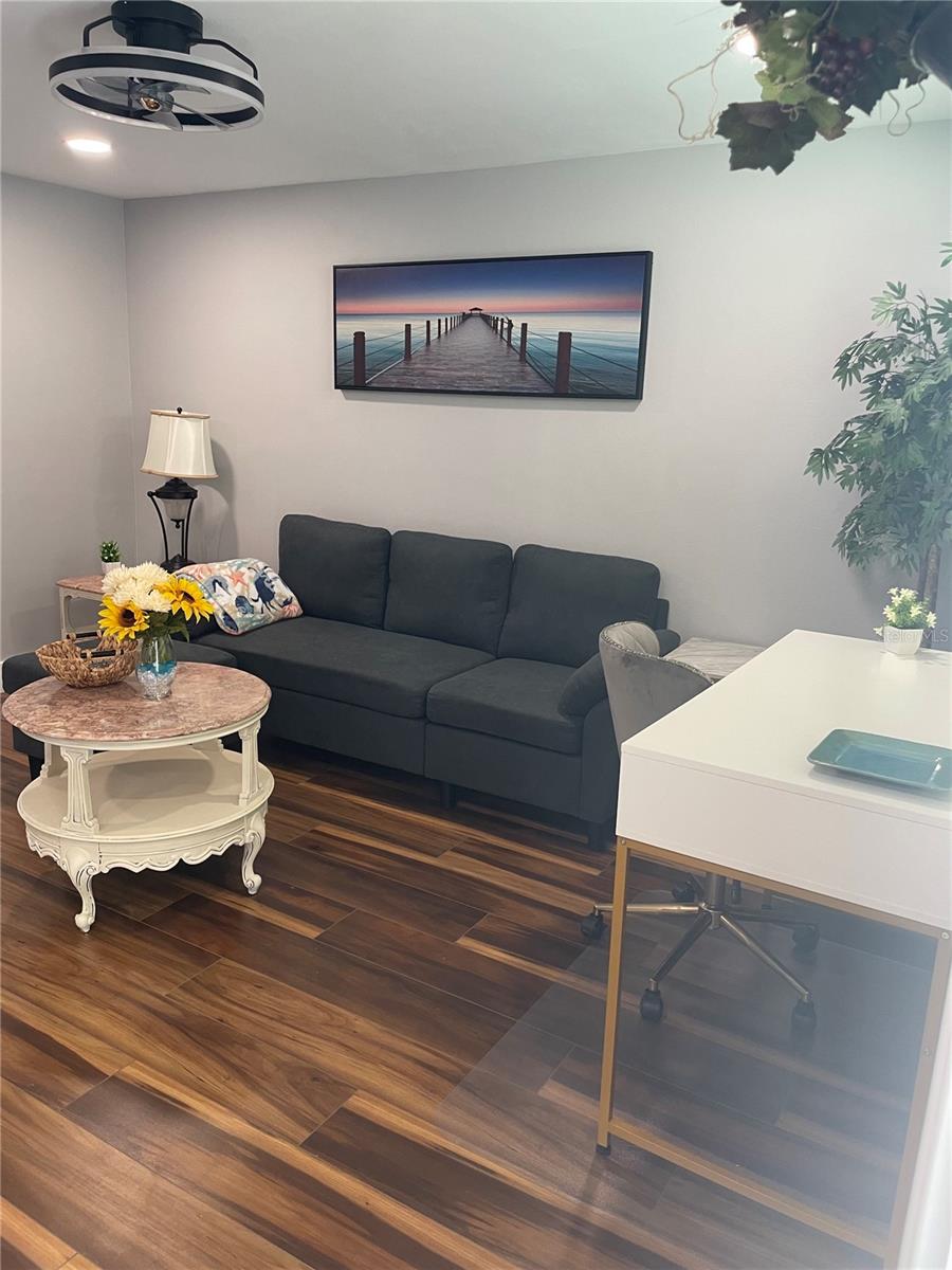 Image 13 of 18 For 10674 101st Avenue 2