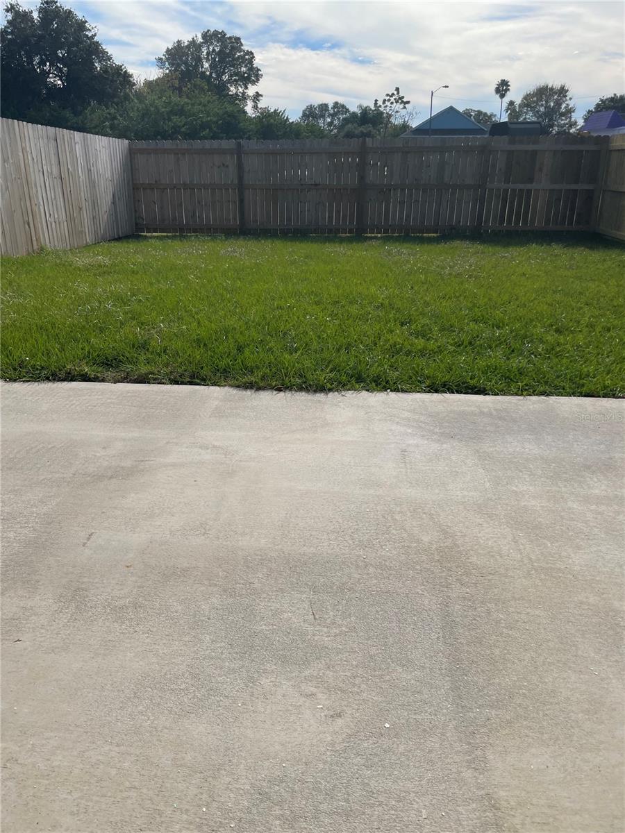 Image 8 of 18 For 10674 101st Avenue 2