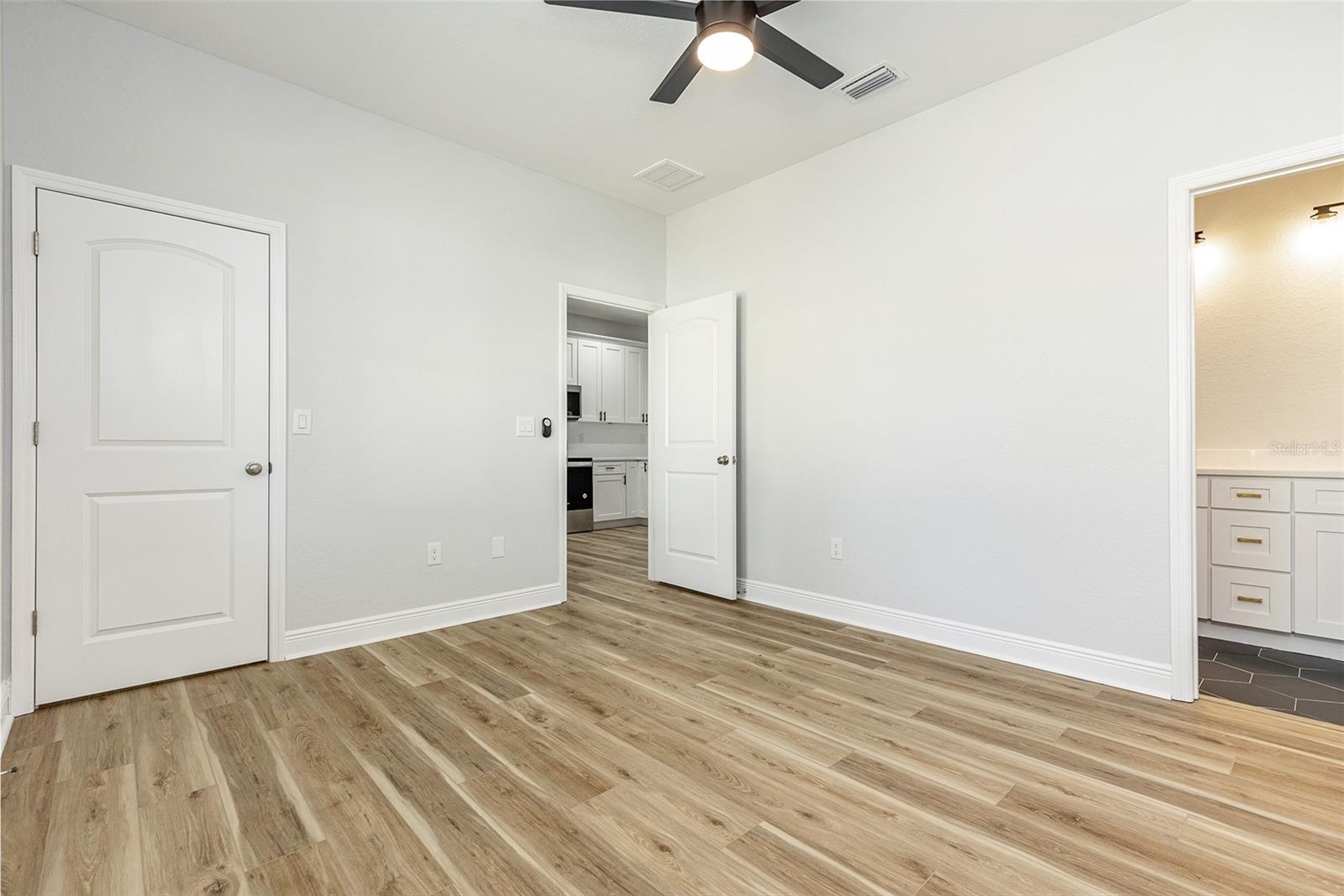 Image 19 of 24 For 113 Elm Street