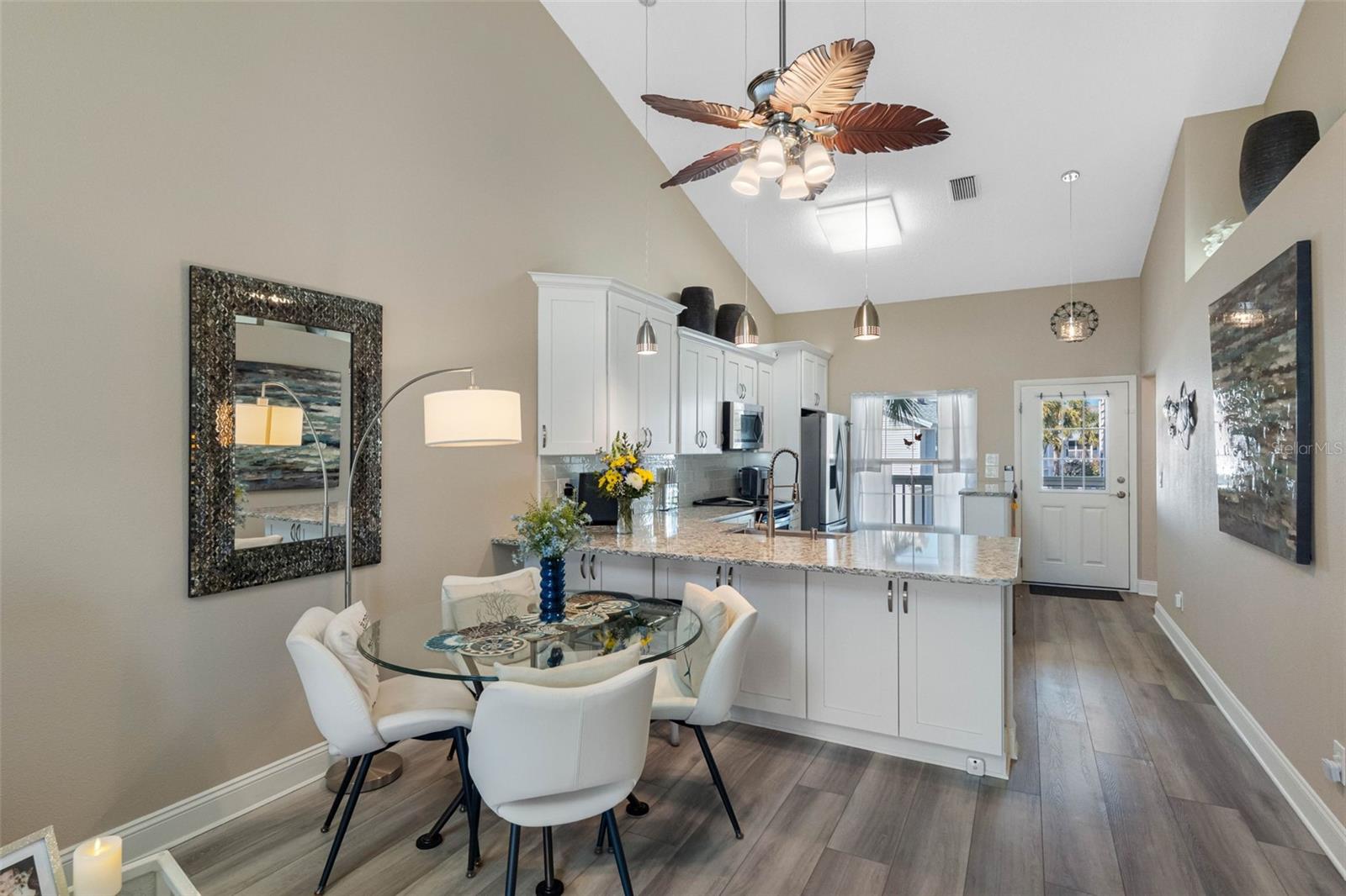 Image 12 of 44 For 193 Sun Isle Circle