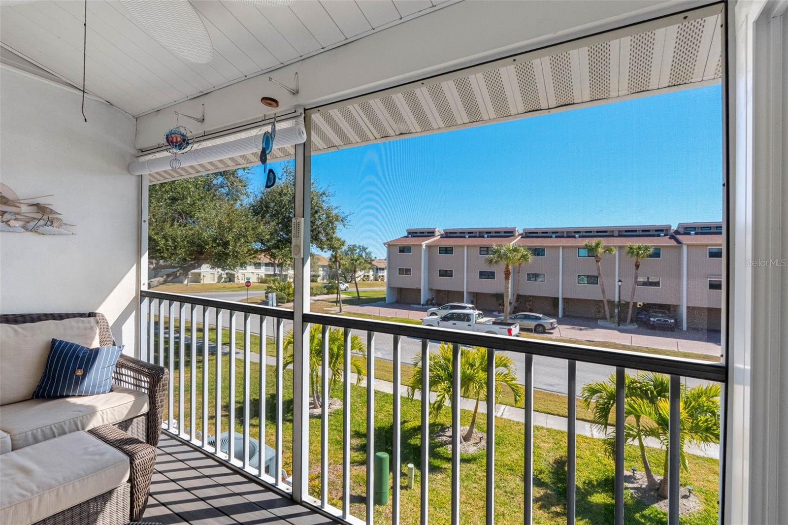 Image 18 of 44 For 193 Sun Isle Circle