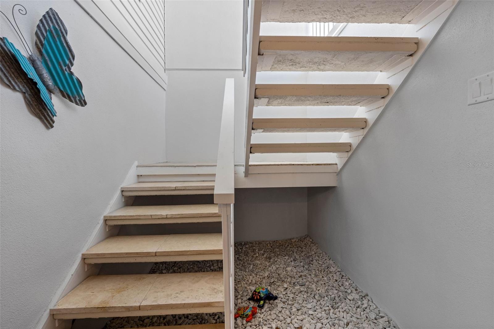 Image 5 of 44 For 193 Sun Isle Circle