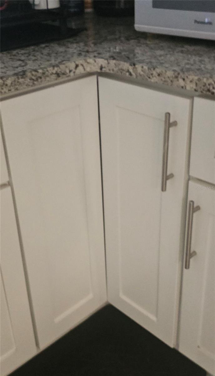 Image 11 of 71 For 5612 Baker Road