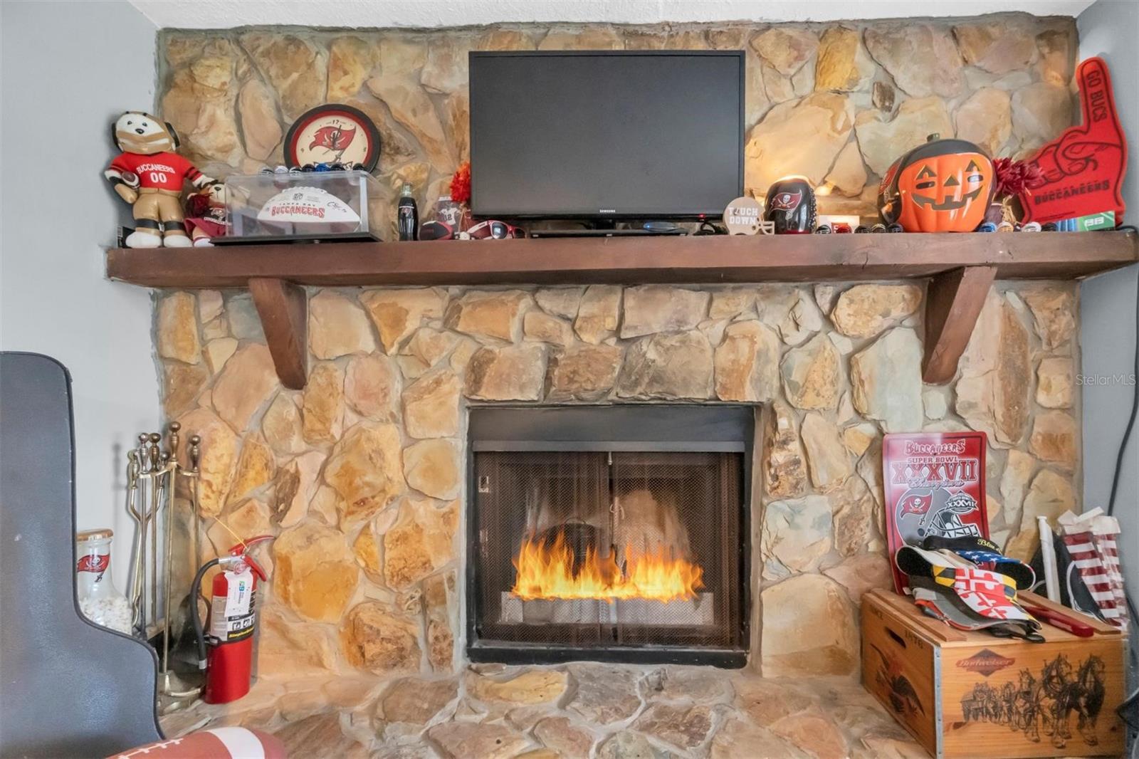 Image 21 of 71 For 5612 Baker Road