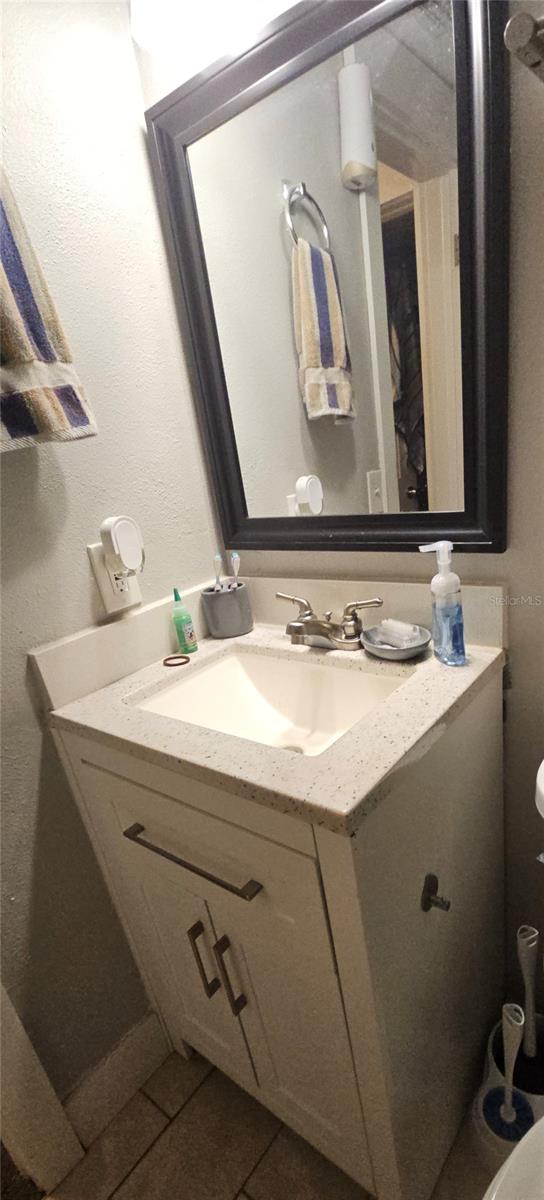 Image 28 of 71 For 5612 Baker Road