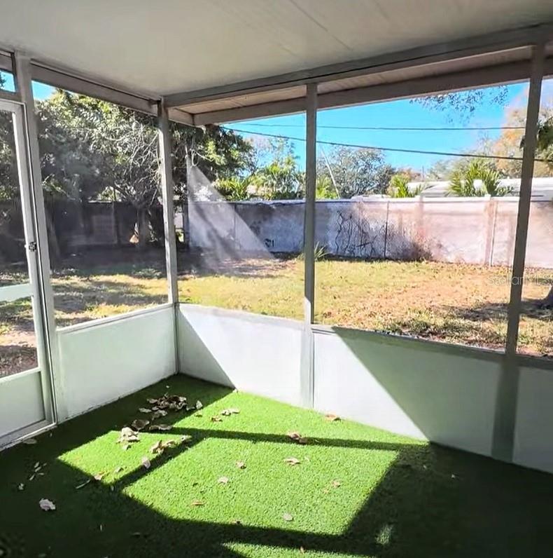 Image 23 of 30 For 5520 Hobson Street Ne