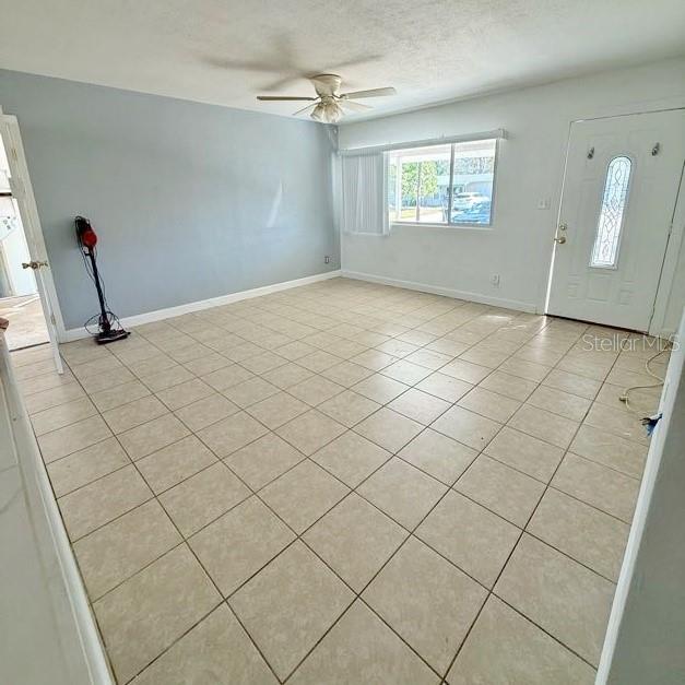 Image 7 of 30 For 5520 Hobson Street Ne