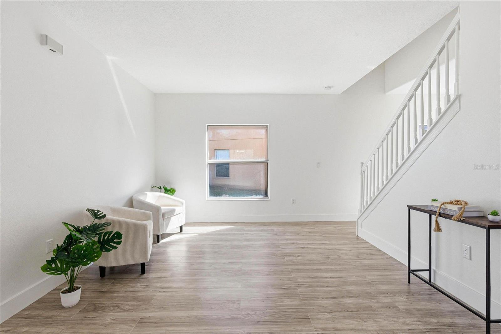 Image 12 of 73 For 1421 Tahoe Springs Court