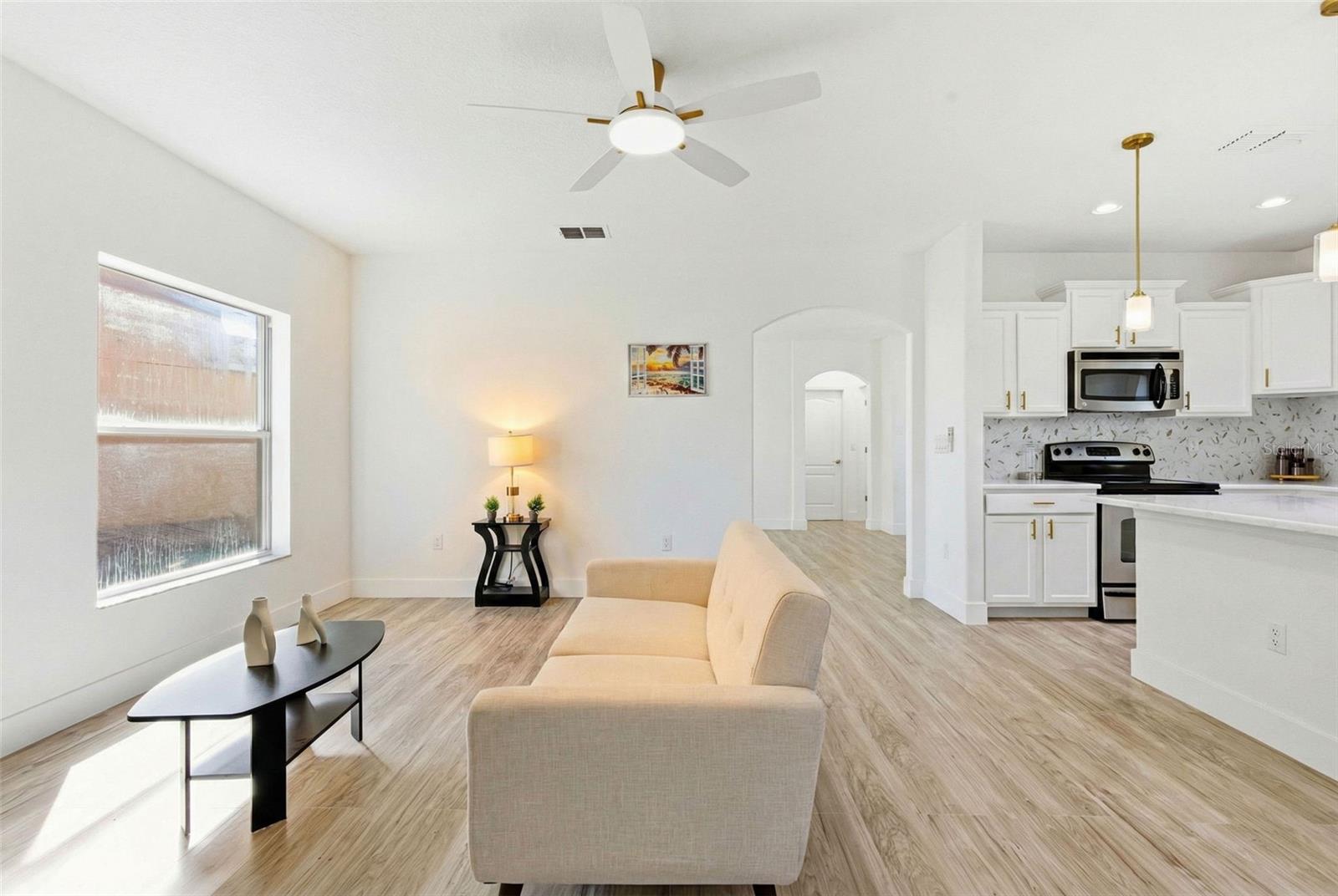 Image 22 of 73 For 1421 Tahoe Springs Court