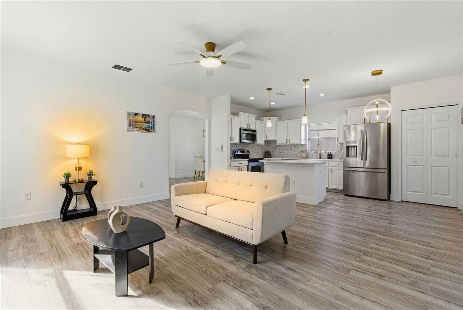 Image 23 of 73 For 1421 Tahoe Springs Court