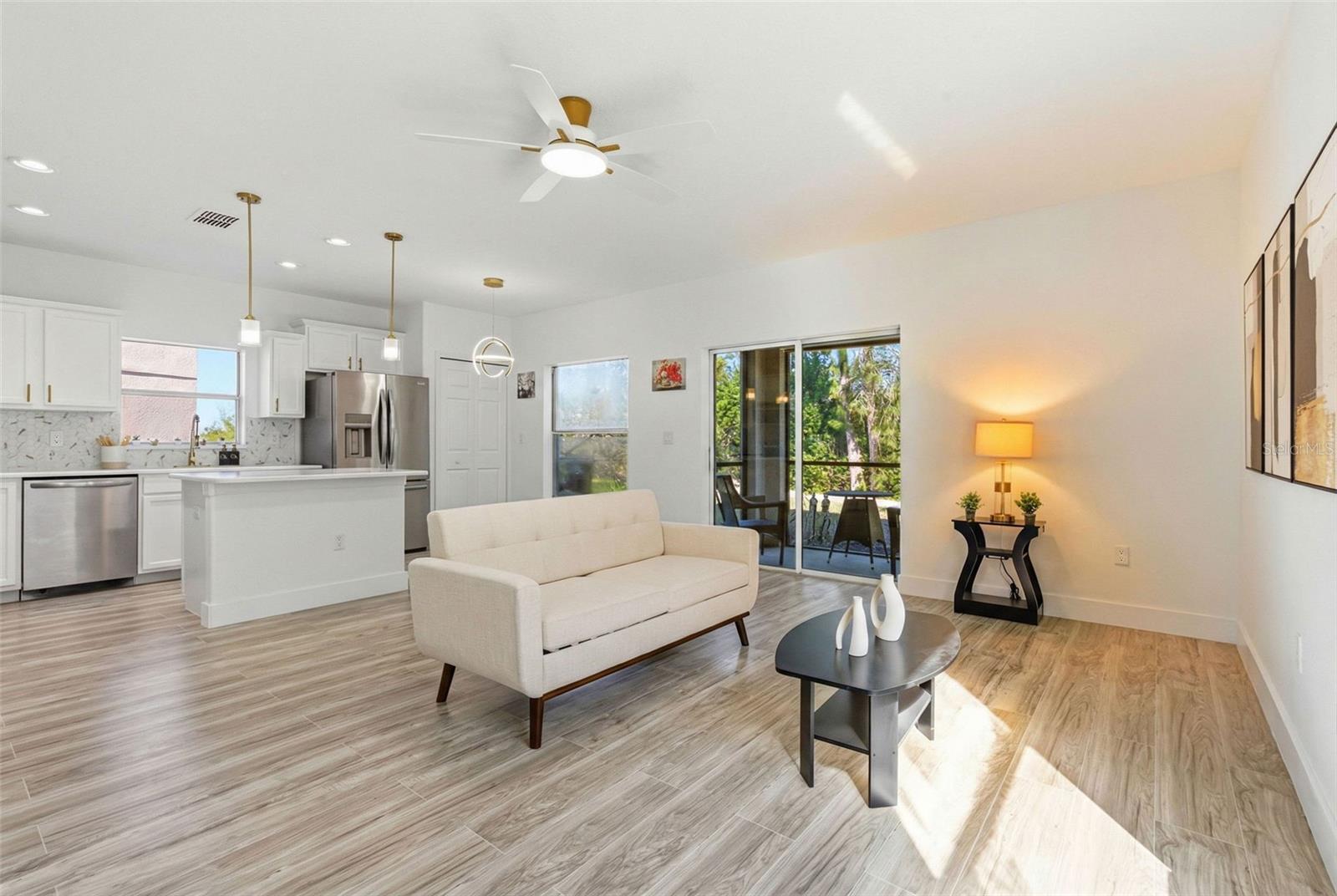 Image 24 of 73 For 1421 Tahoe Springs Court