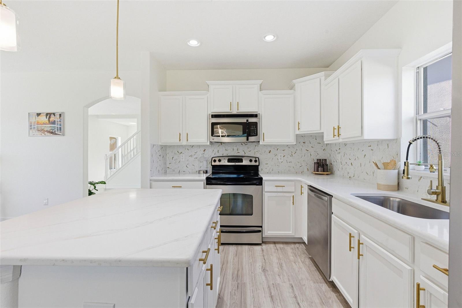 Image 29 of 73 For 1421 Tahoe Springs Court