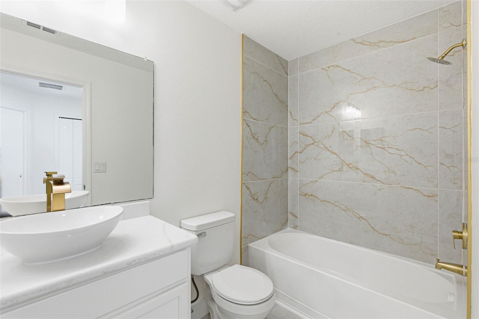 Image 47 of 73 For 1421 Tahoe Springs Court