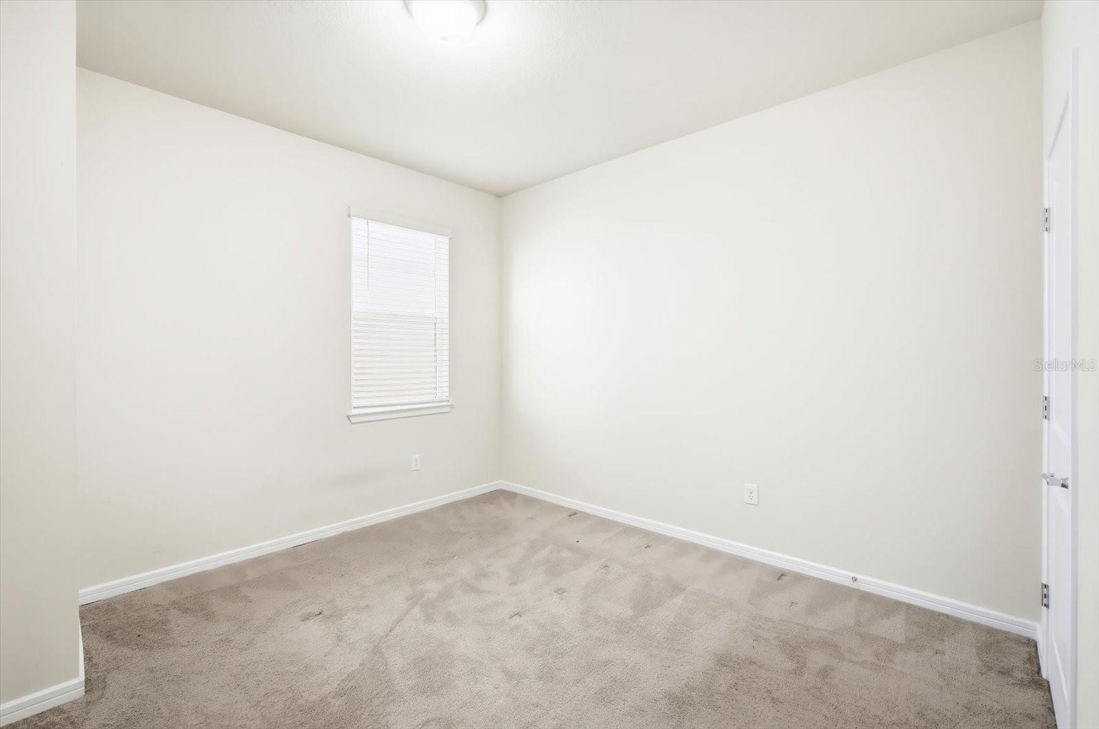 Image 16 of 22 For 20466 Monza Loop