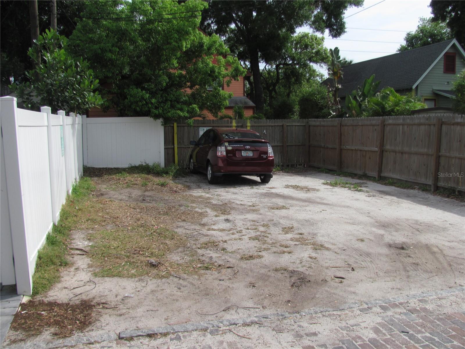 Image 10 of 11 For 524 3rd Street N D