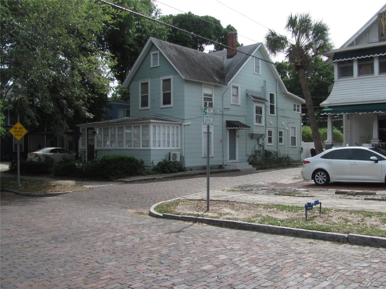 Image 8 of 11 For 524 3rd Street N D