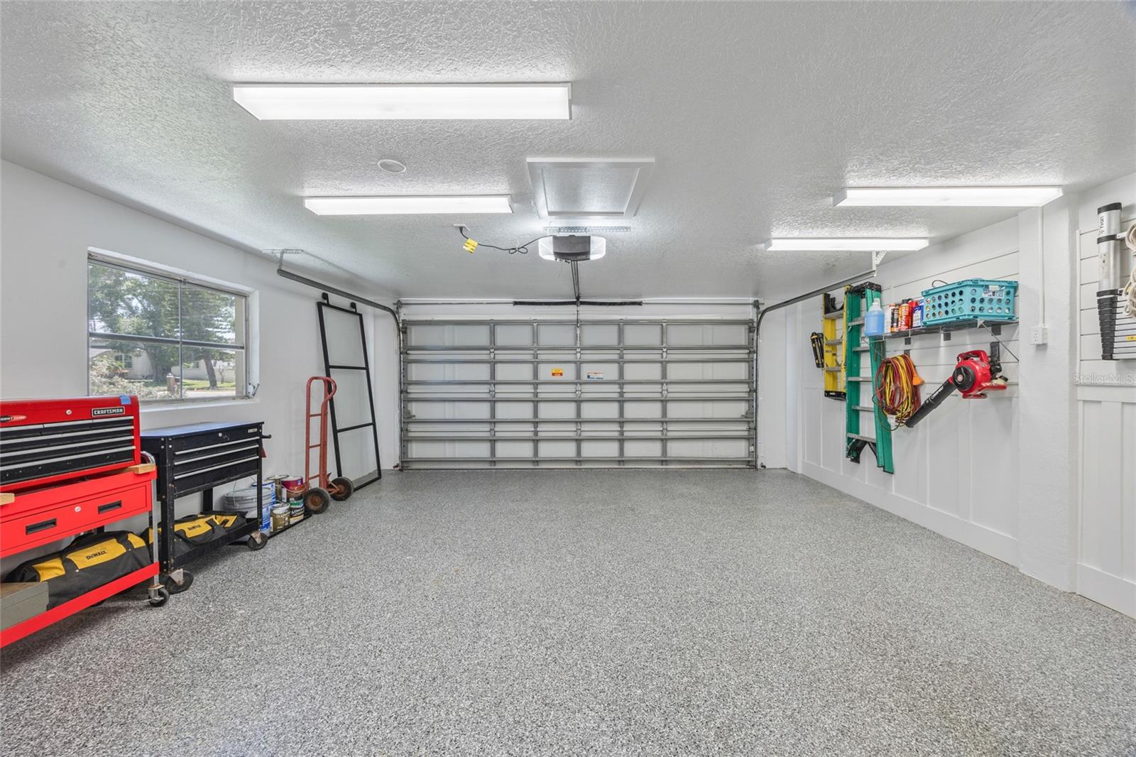 Image 25 of 90 For 644 Bayshore Drive