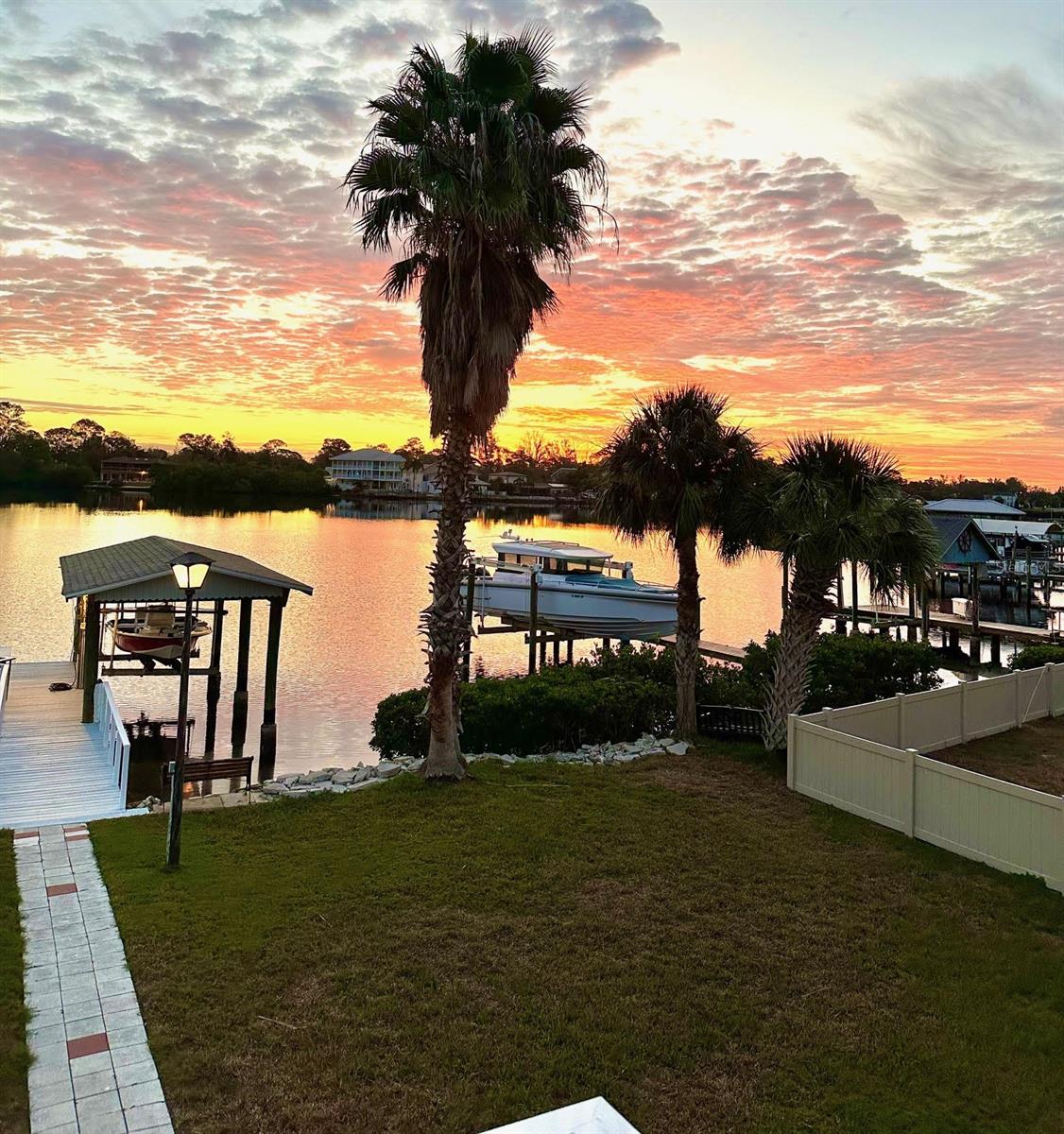 Image 32 of 90 For 644 Bayshore Drive