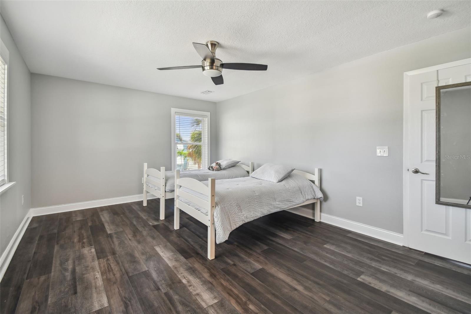 Image 74 of 90 For 644 Bayshore Drive