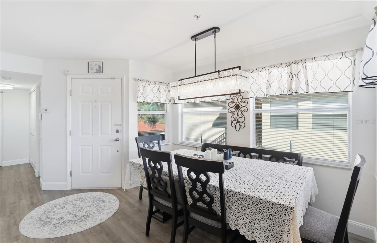 Image 8 of 32 For 2400 Feather Sound Drive 821