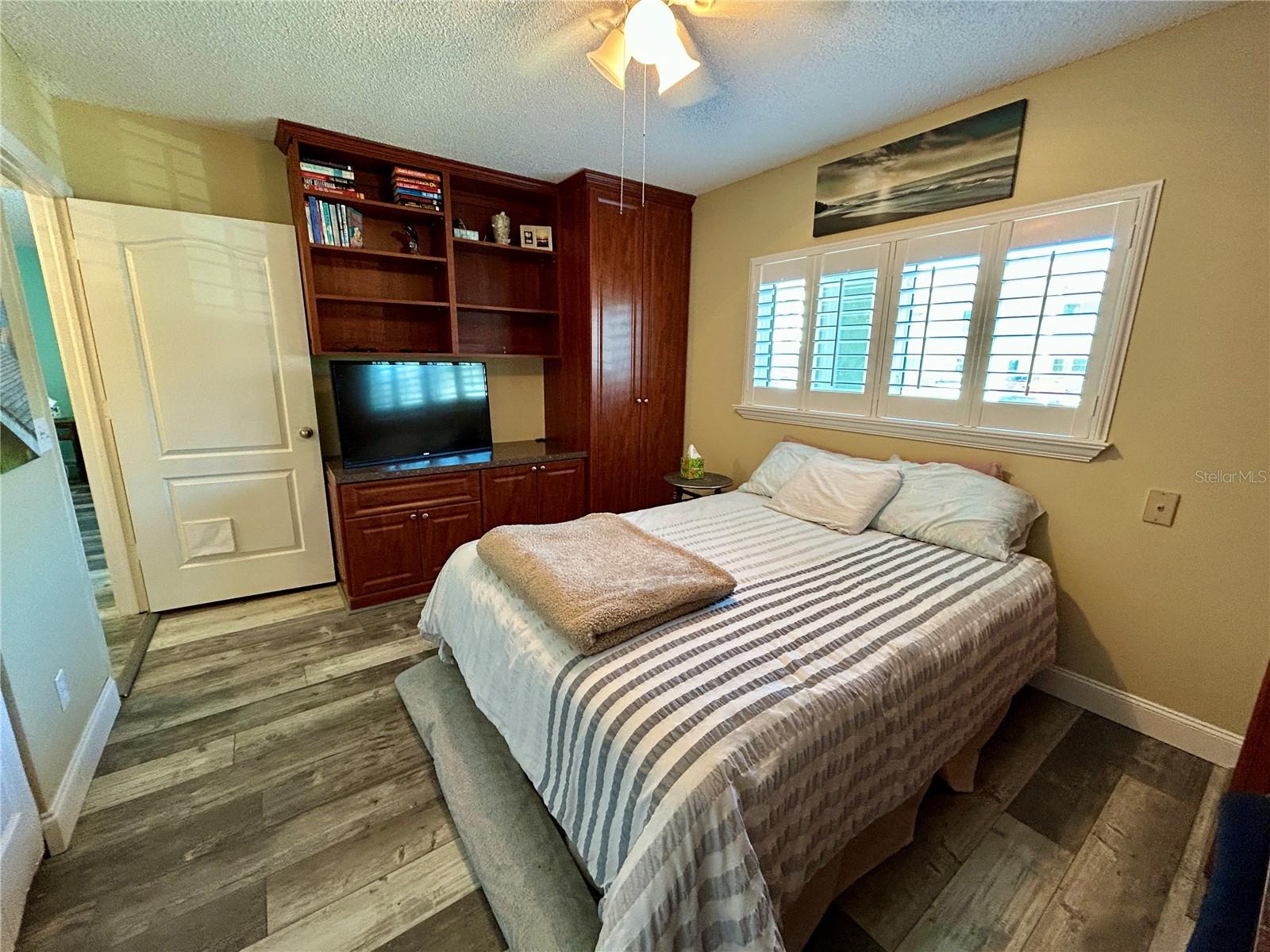 Image 26 of 53 For 2296 Monaco Lane 16