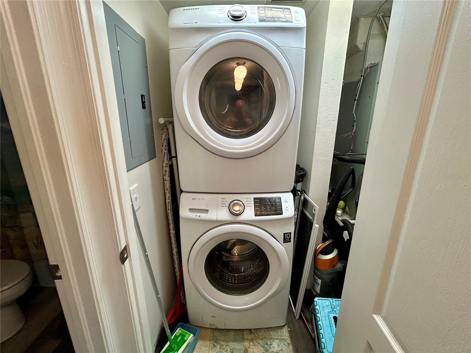 Image 32 of 53 For 2296 Monaco Lane 16