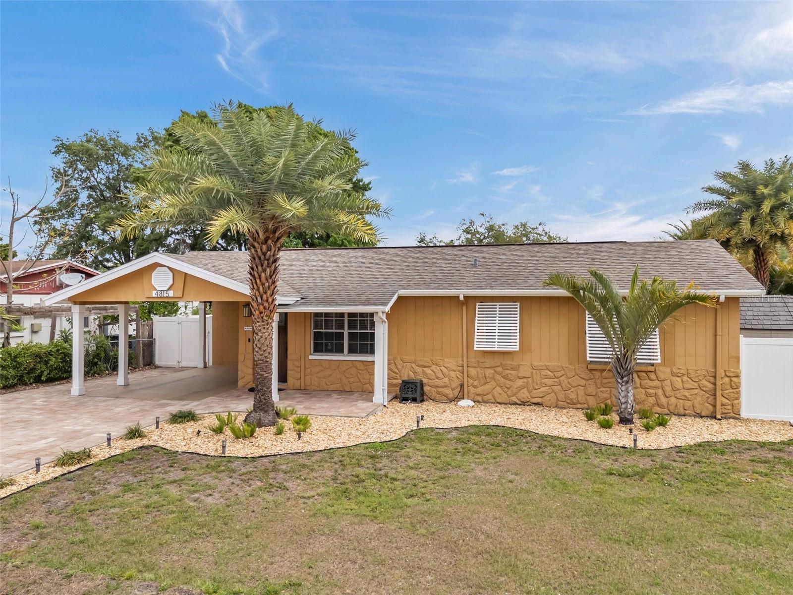 Image 3 of 43 For 4815 Plantation Drive