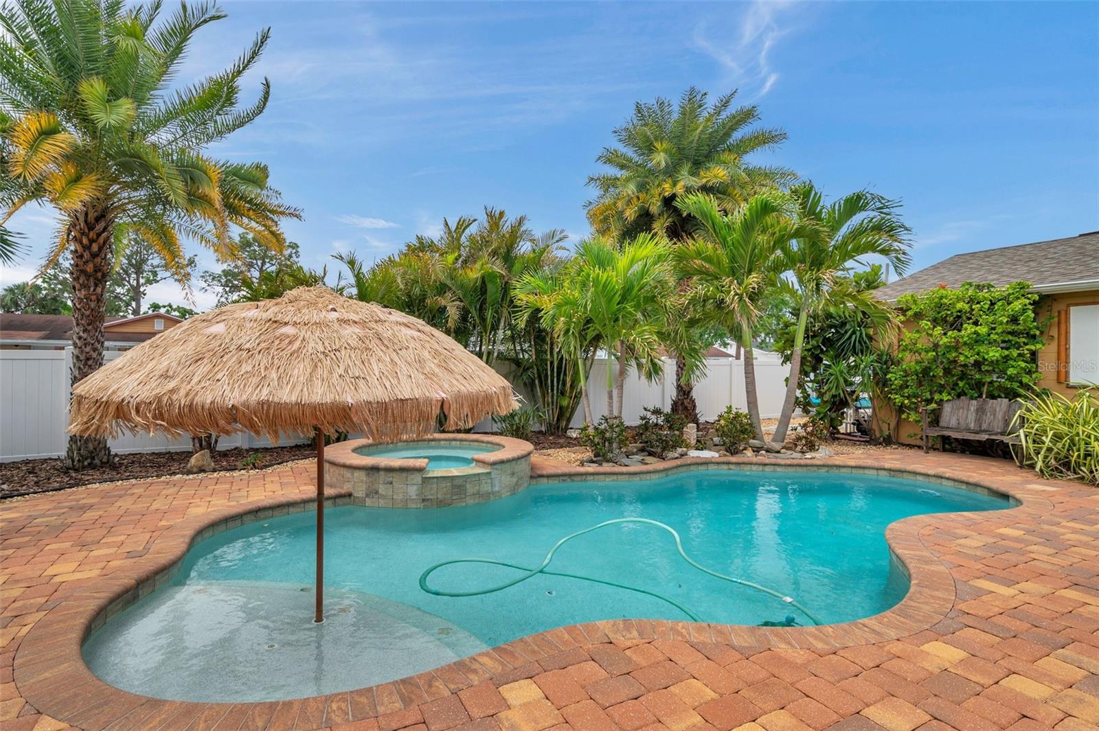 Image 35 of 43 For 4815 Plantation Drive