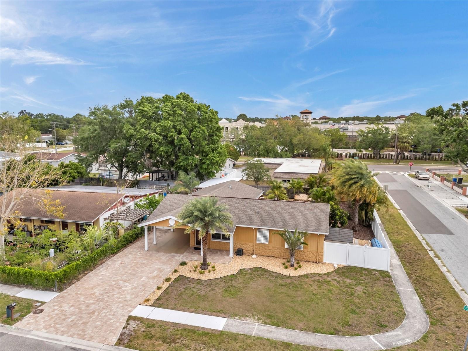 Image 41 of 43 For 4815 Plantation Drive