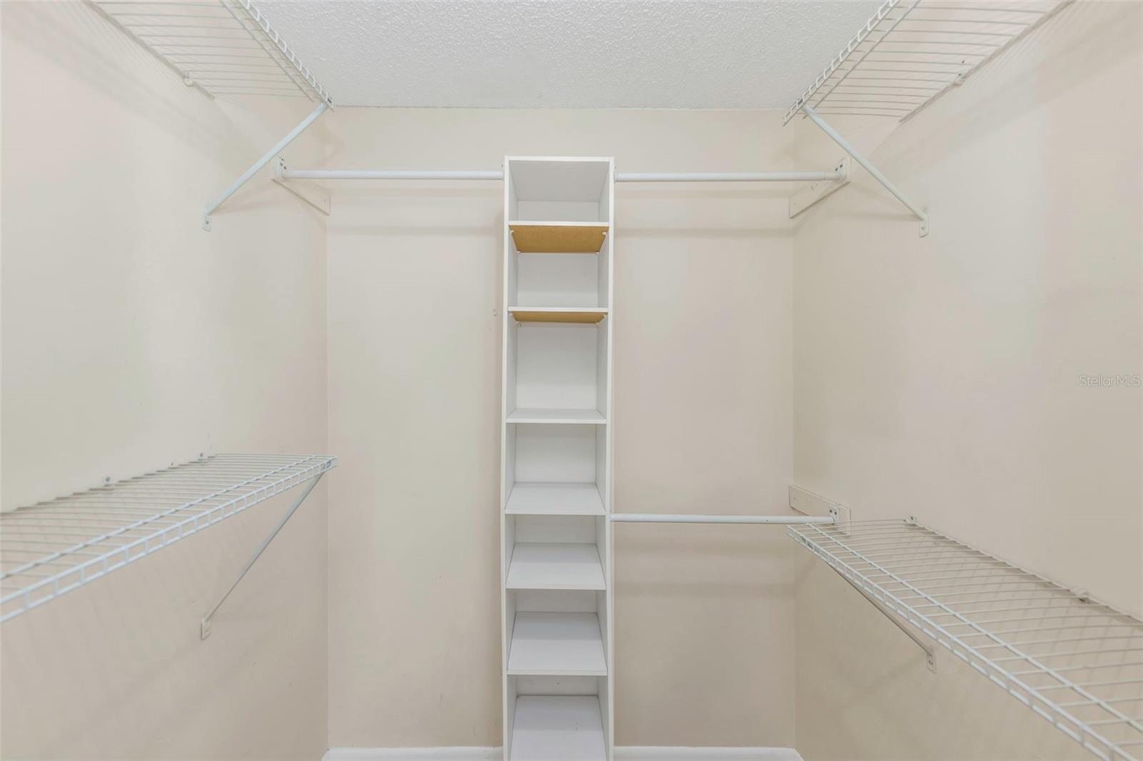 Image 24 of 72 For 747 Brook Street