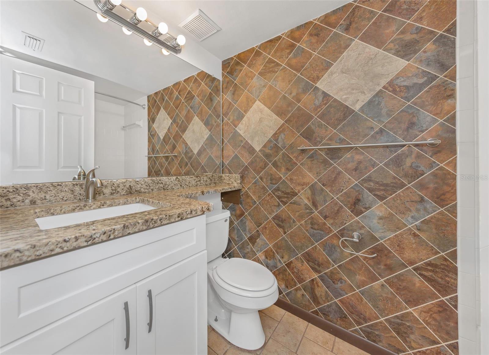 Image 27 of 72 For 747 Brook Street