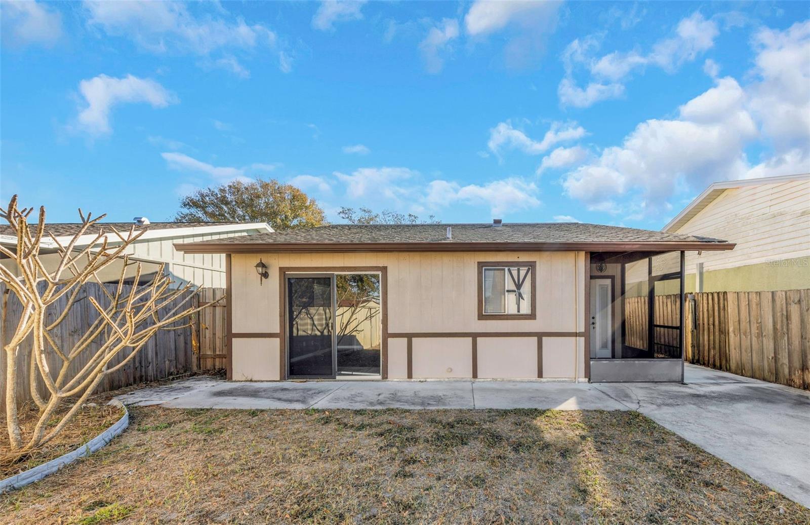 Image 41 of 72 For 747 Brook Street