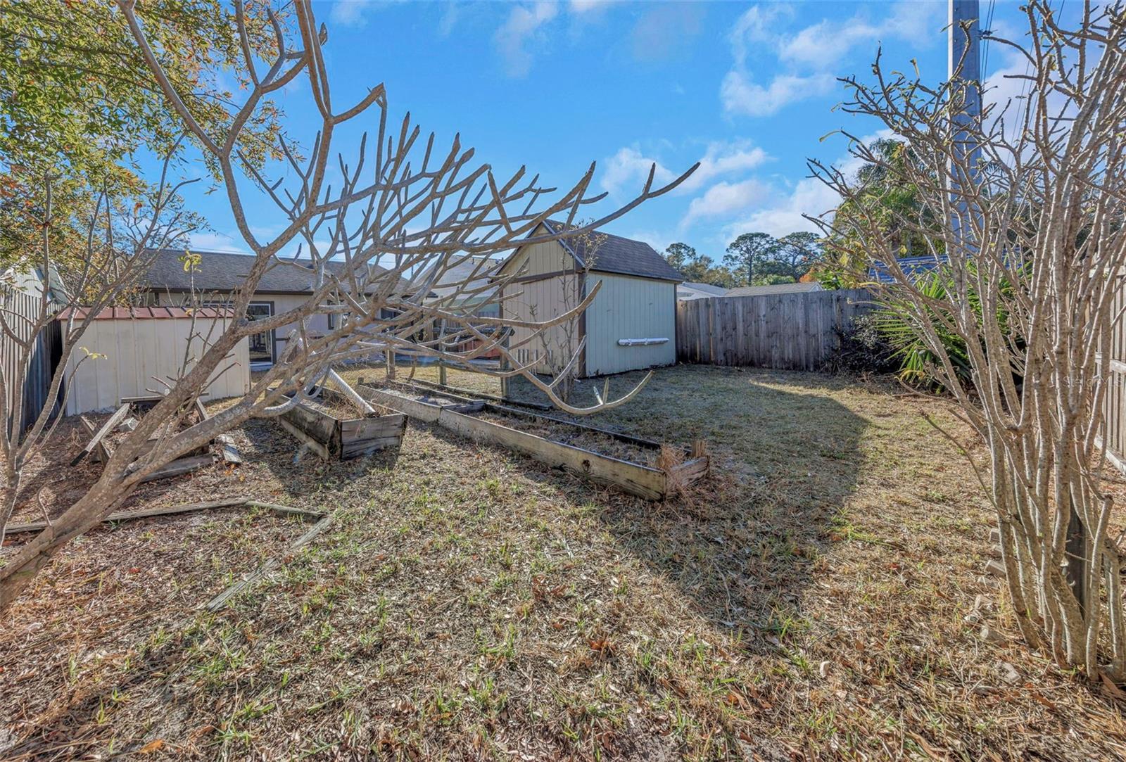 Image 47 of 72 For 747 Brook Street