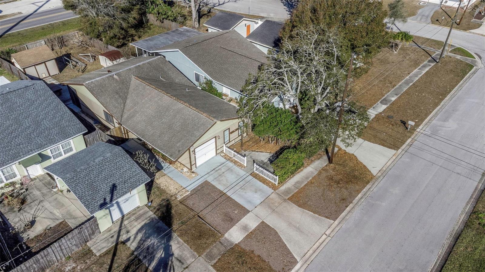 Image 54 of 72 For 747 Brook Street