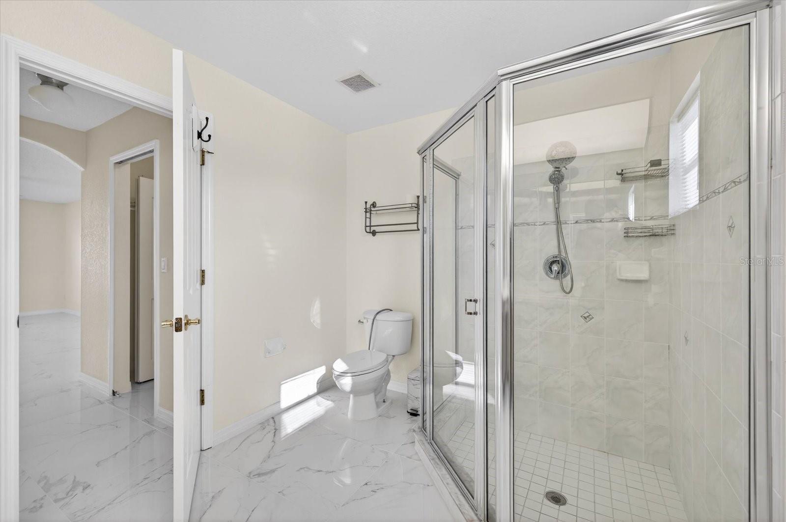 Image 13 of 40 For 13110 Lola Drive