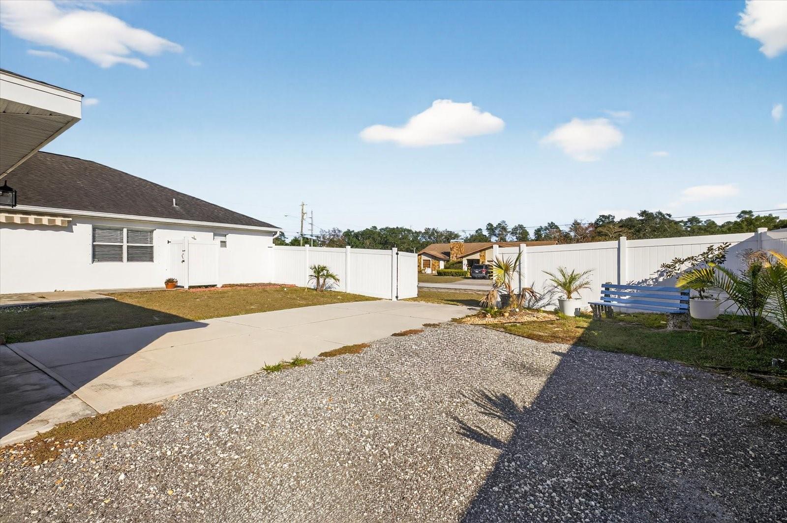 Image 37 of 40 For 13110 Lola Drive