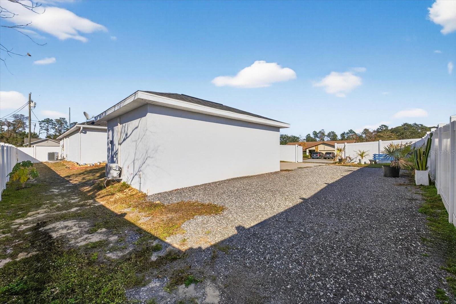 Image 38 of 40 For 13110 Lola Drive