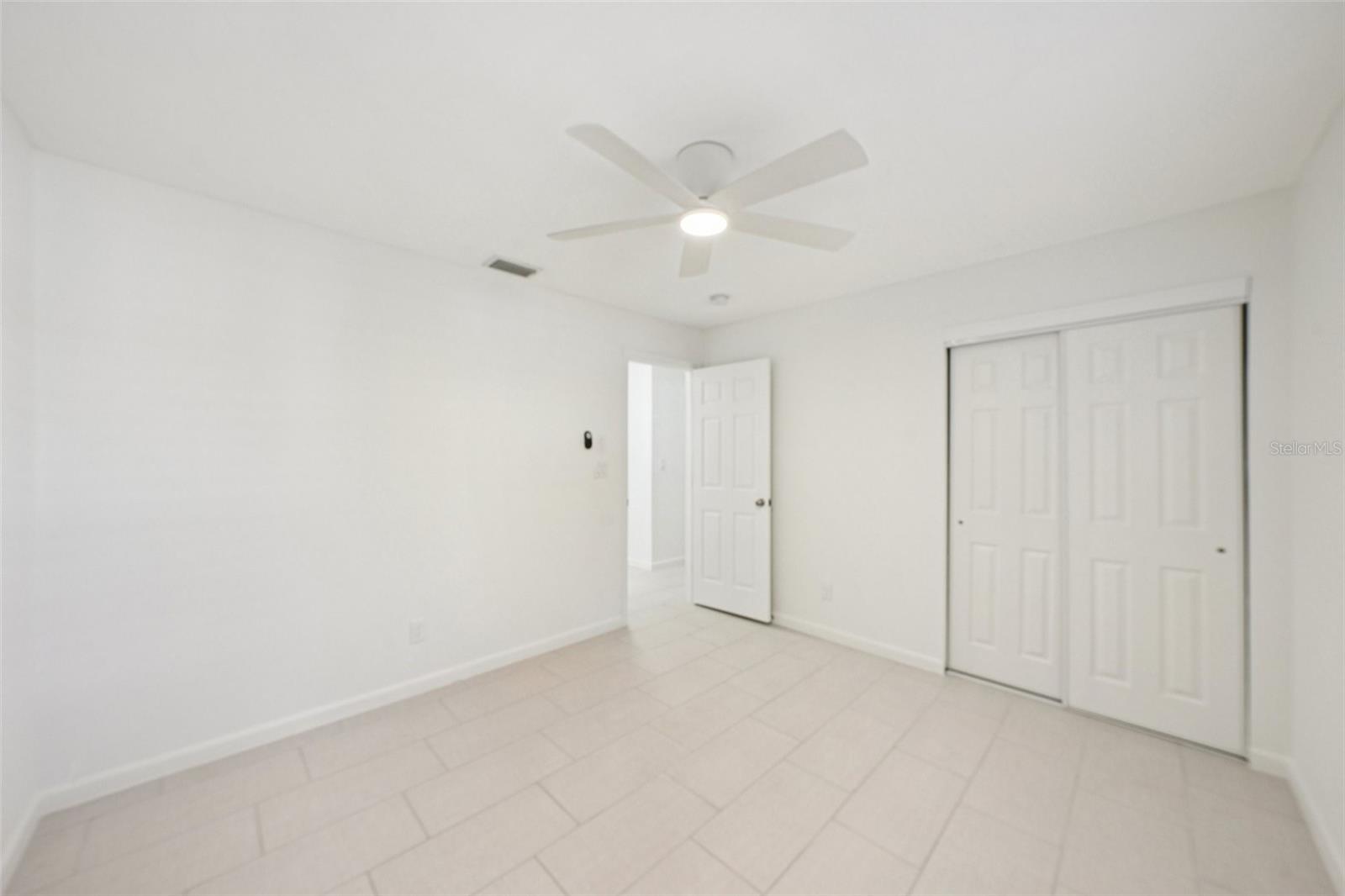 Image 22 of 45 For 3843 Shore Acres Boulevard Ne