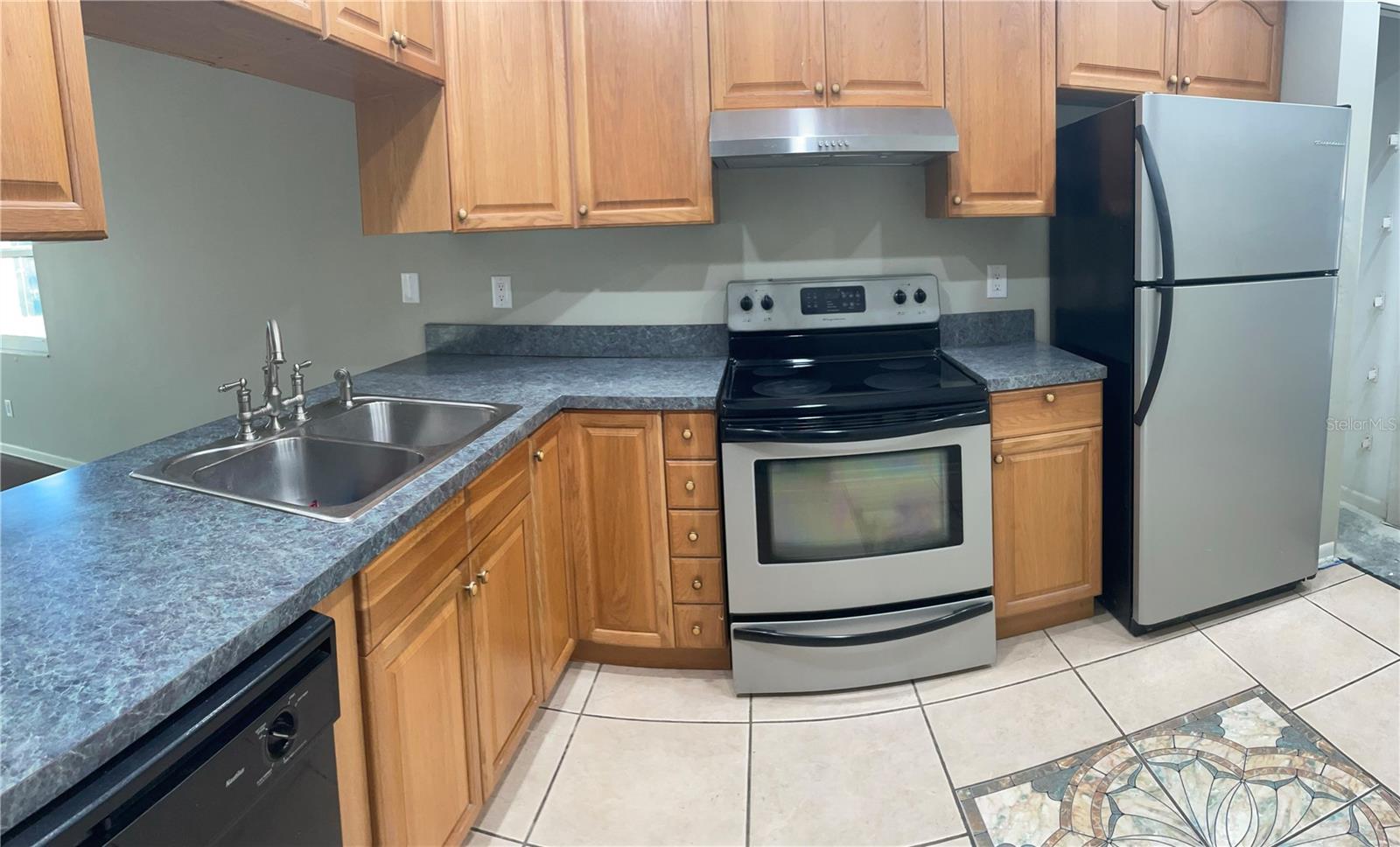 Image 5 of 11 For 6366 71st Street N