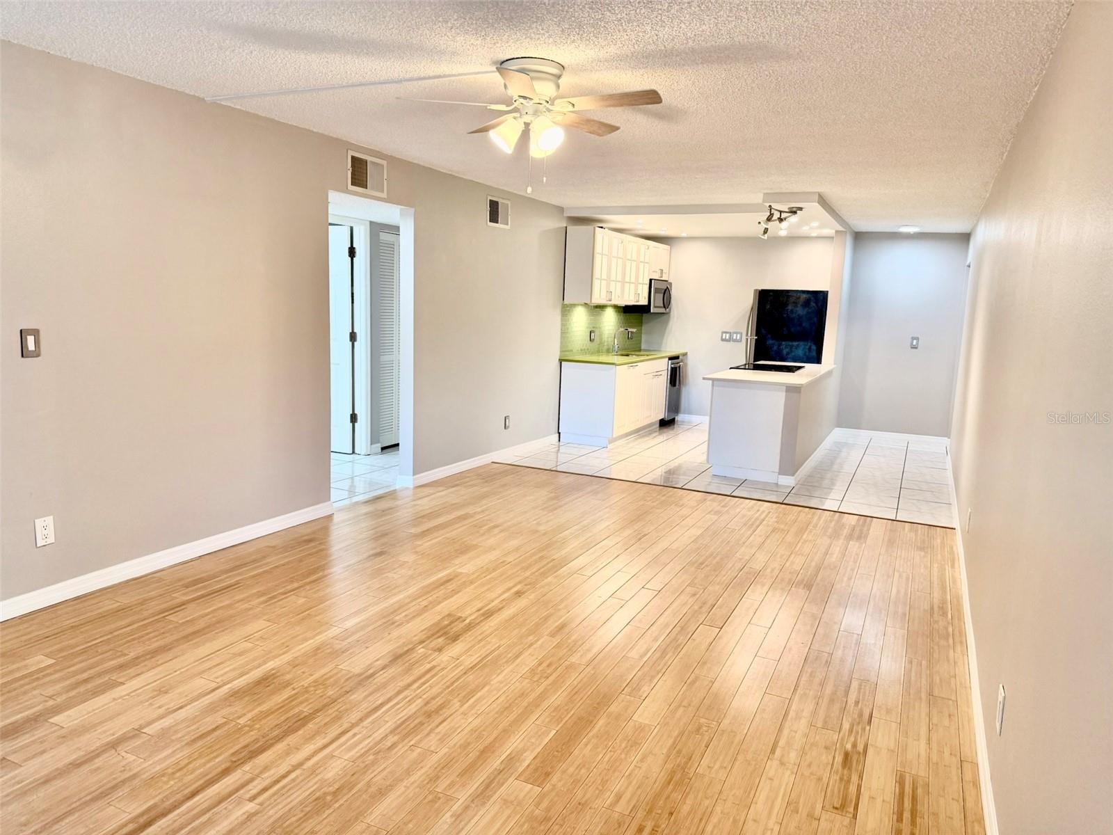 Image 11 of 25 For 4500 Bay Drive 149