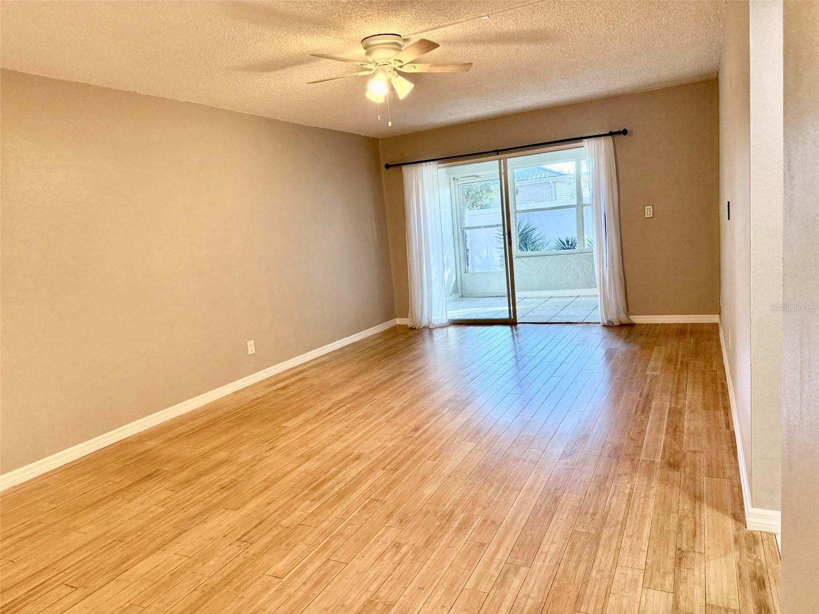 Image 9 of 25 For 4500 Bay Drive 149