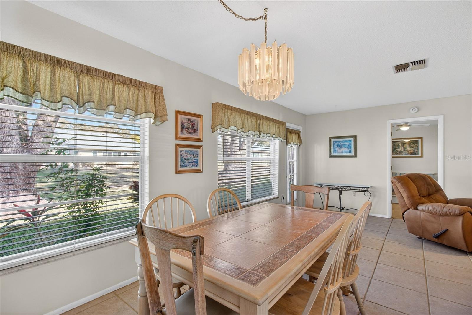 Image 12 of 45 For 4841 Boonesboro Court 0