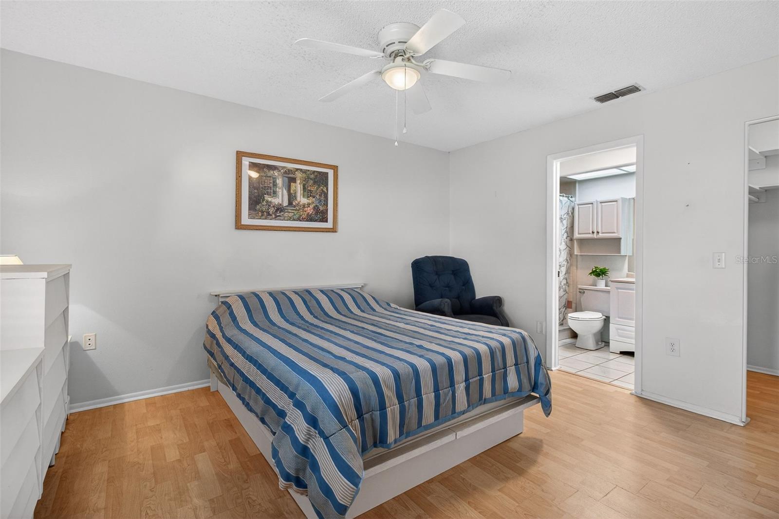 Image 16 of 45 For 4841 Boonesboro Court 0