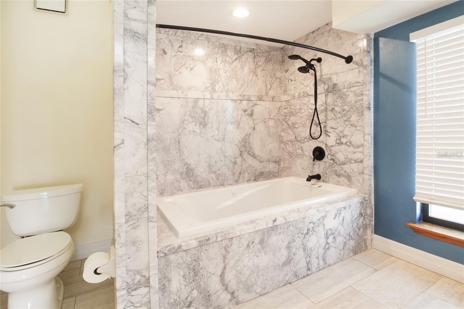 Image 19 of 43 For 12140 Capri Circle S 709